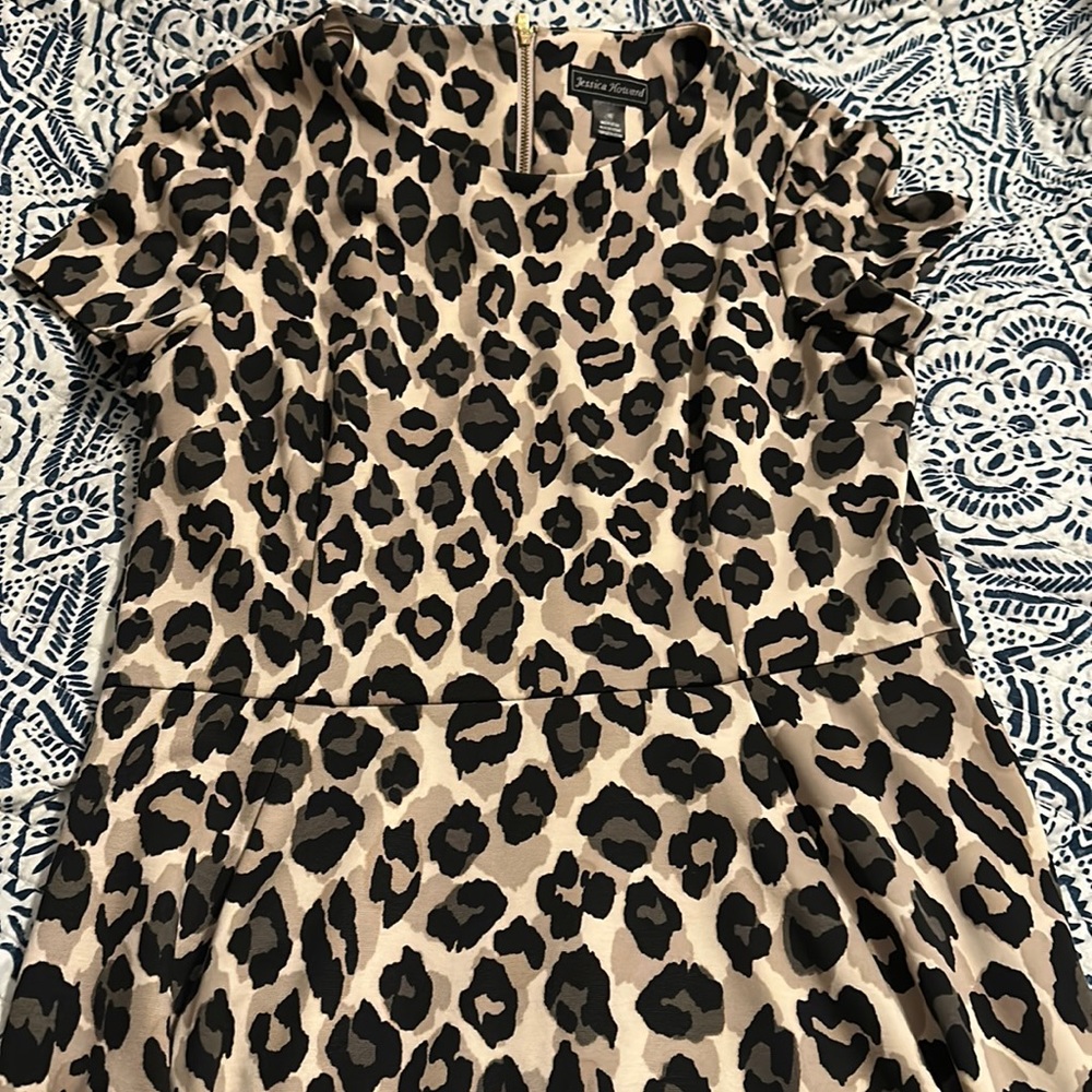 Jessica Howard Beige and Black Leopard Print Dress
